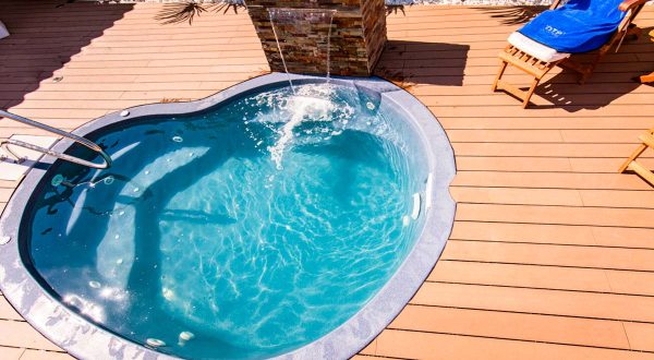 Piscina de fibra Menorca 2