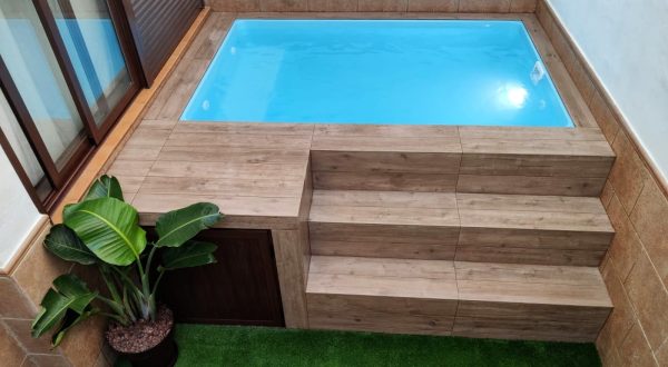 piscina prefabricada de fibra C-25 MAX